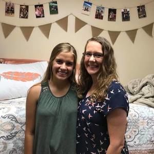 Meet your Posher, Christy